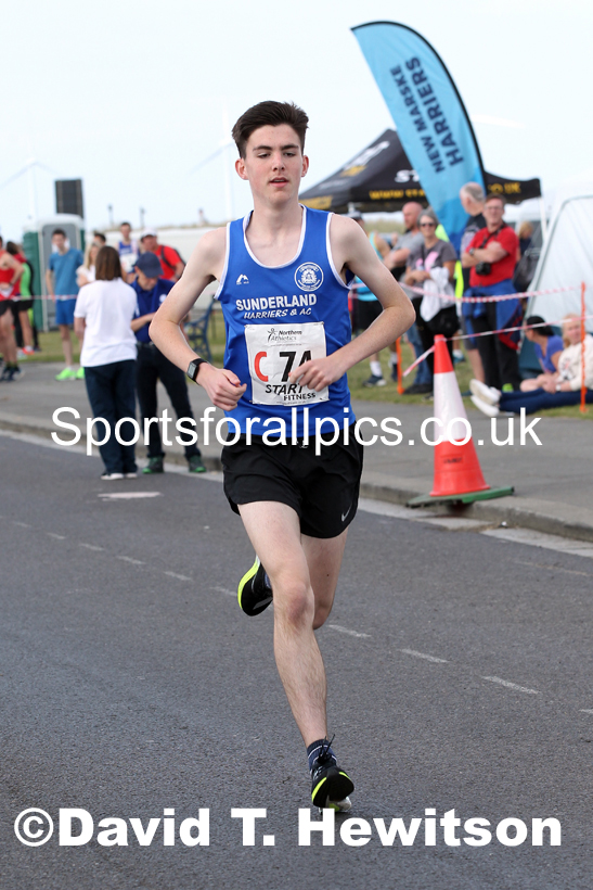 Senior mens 6 stage relay, 2021 Northern 6 and 4 Stage and Young Athletes Road Relays, Redcar. Photo: David T. Hewitson/Sports for All Pics